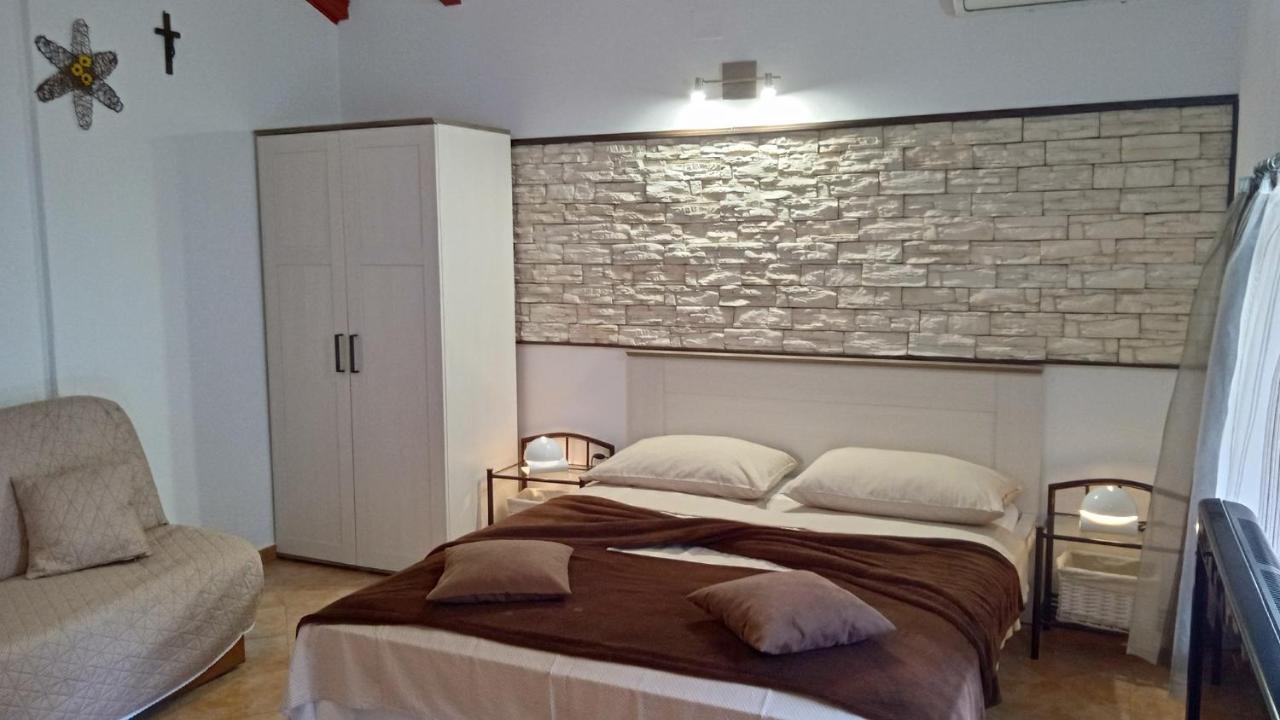 Apartments Janjac Водице Екстер'єр фото