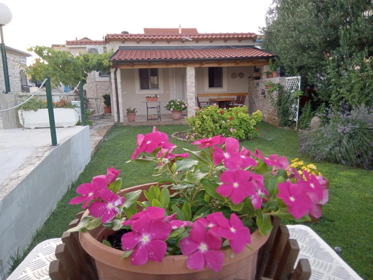 Apartments Janjac Водице Екстер'єр фото