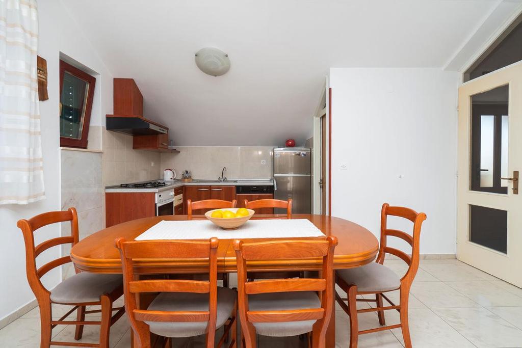 Apartments Janjac Водице Екстер'єр фото