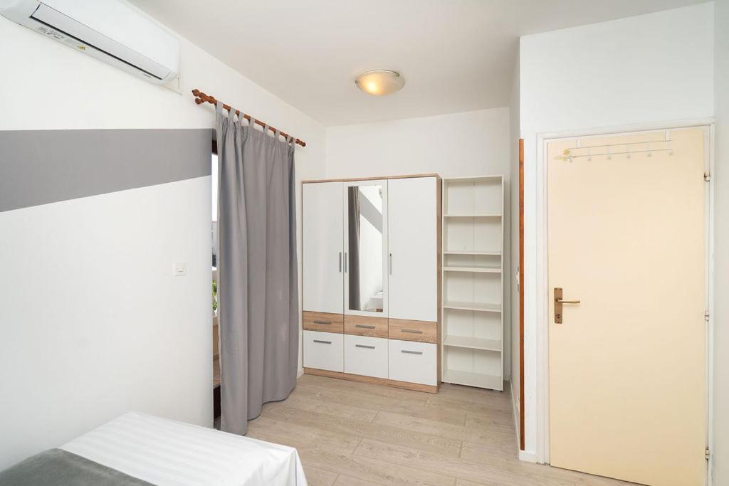 Apartments Janjac Водице Екстер'єр фото