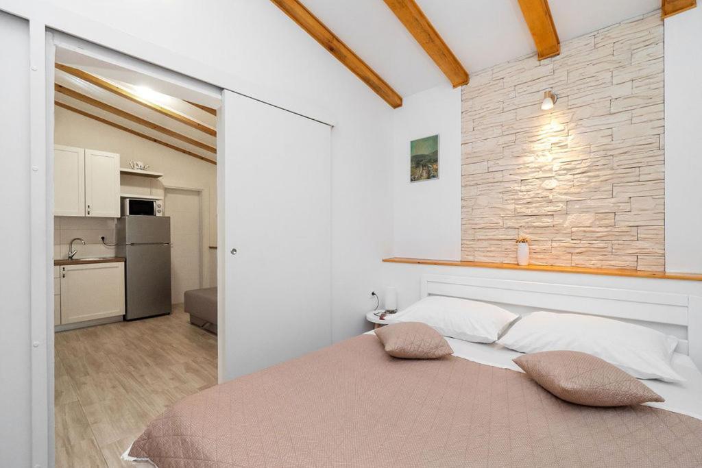 Apartments Janjac Водице Екстер'єр фото