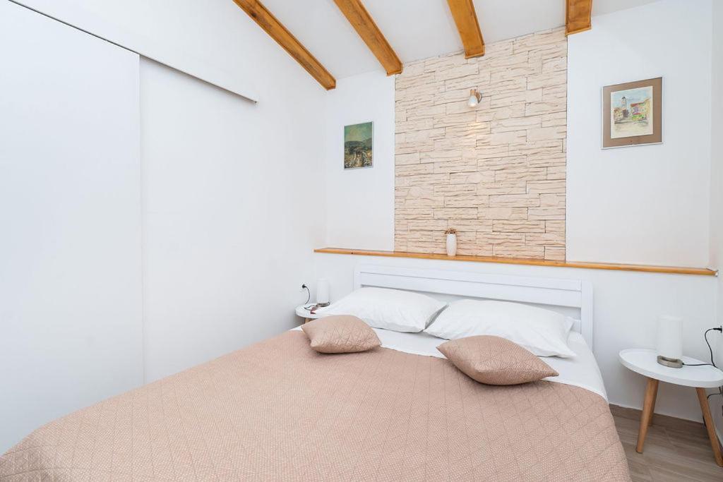 Apartments Janjac Водице Екстер'єр фото