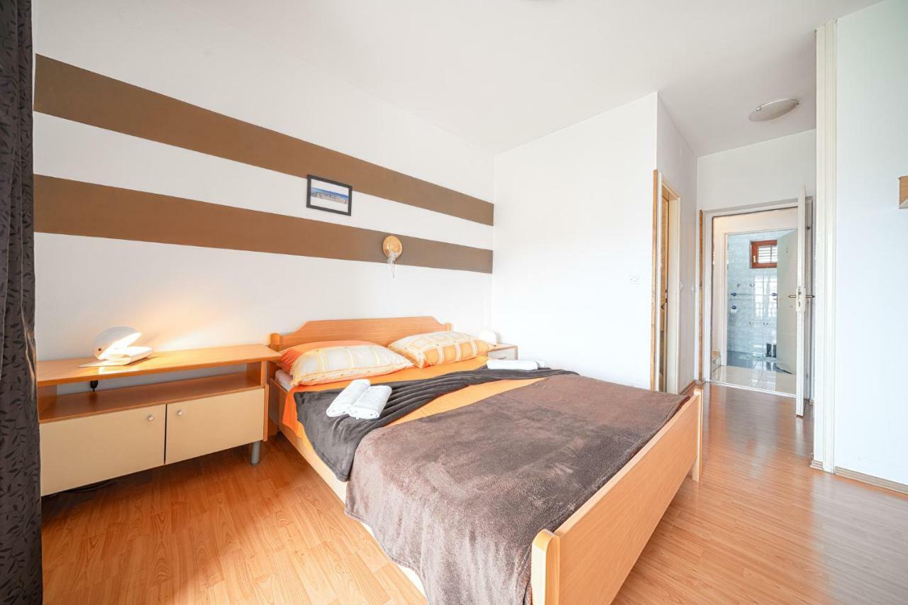 Apartments Janjac Водице Екстер'єр фото