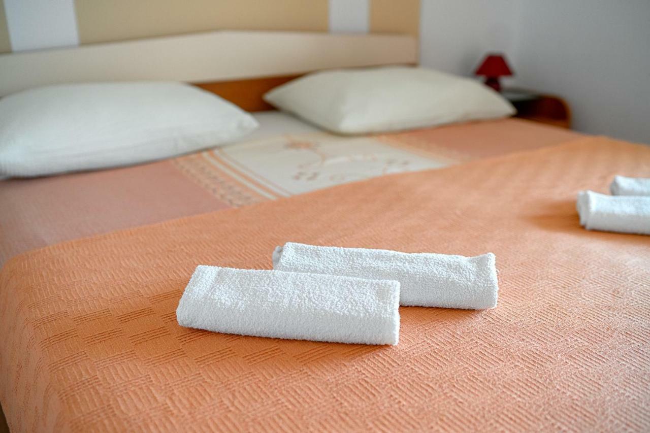 Apartments Janjac Водице Екстер'єр фото